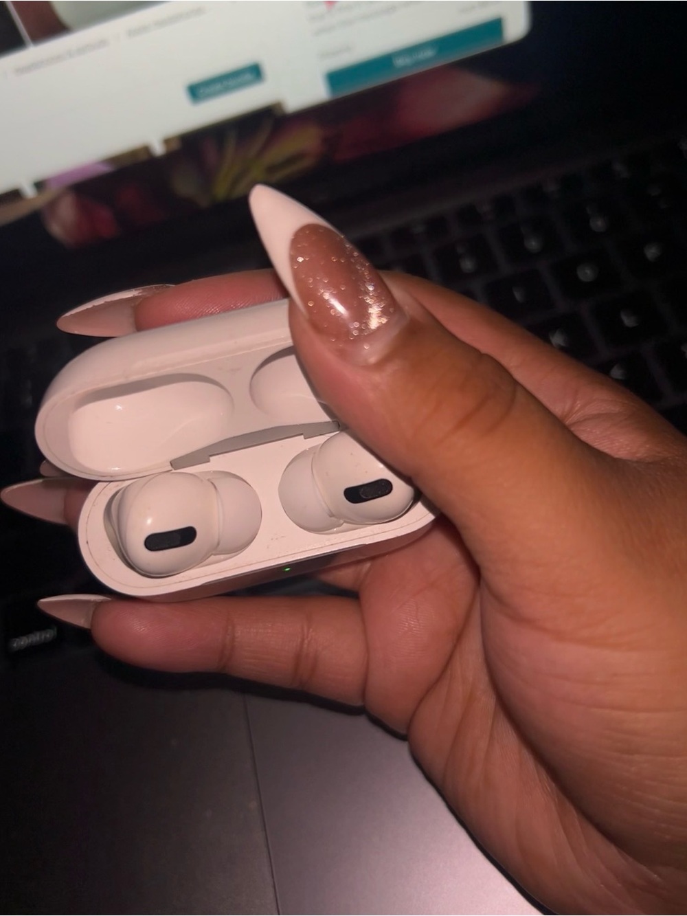 Apple AirPods 2 Pro Wireless Earbuds - White